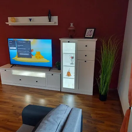 Am Radwanderweg * 施马尔卡尔登